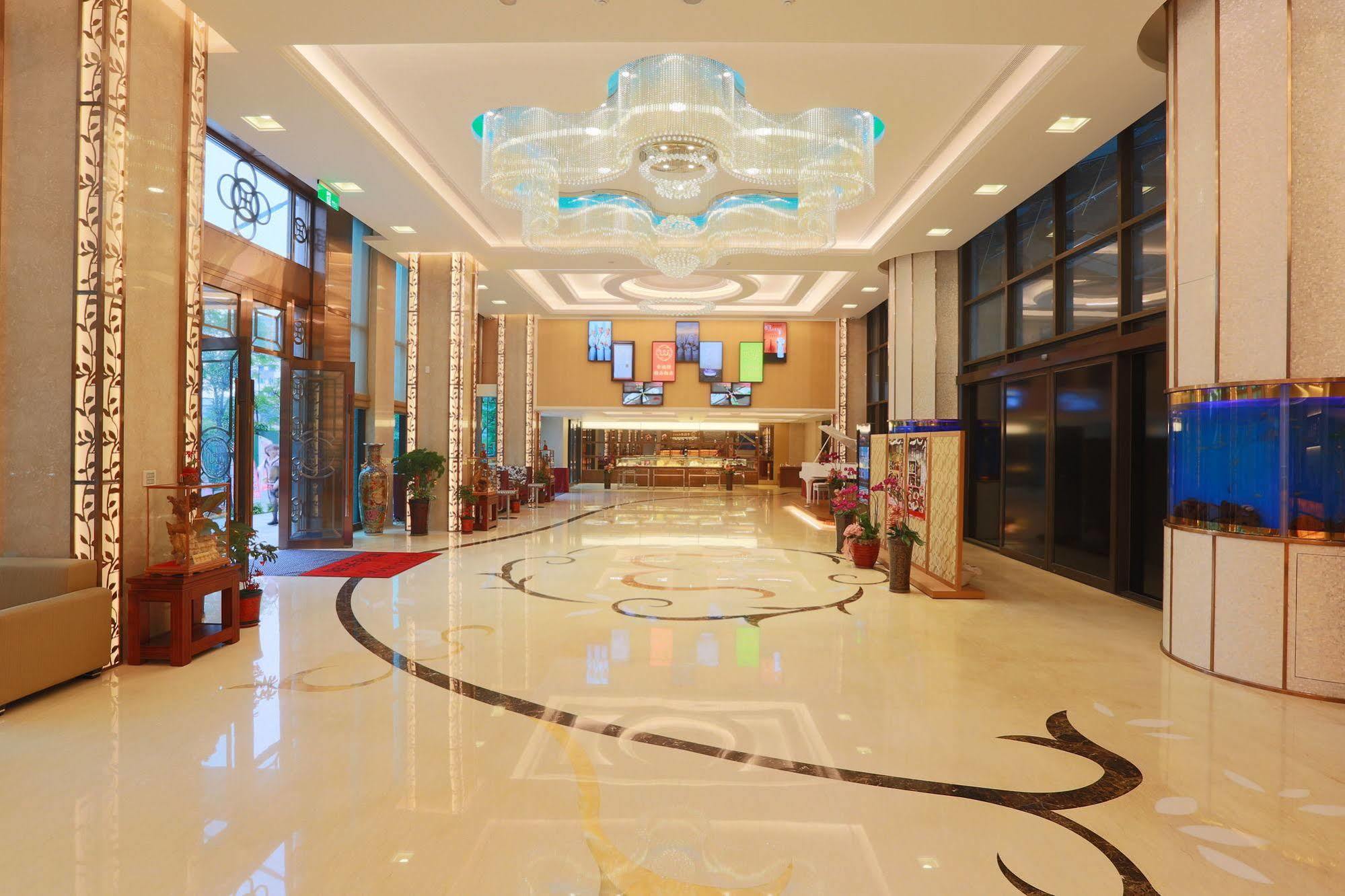 Happiness Inn Hotel Xinzhuang Exteriér fotografie